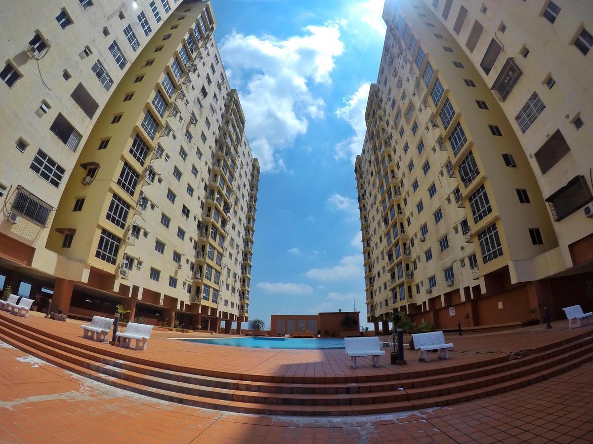Sultan Bridge Place Кота Бару Екстериор снимка
